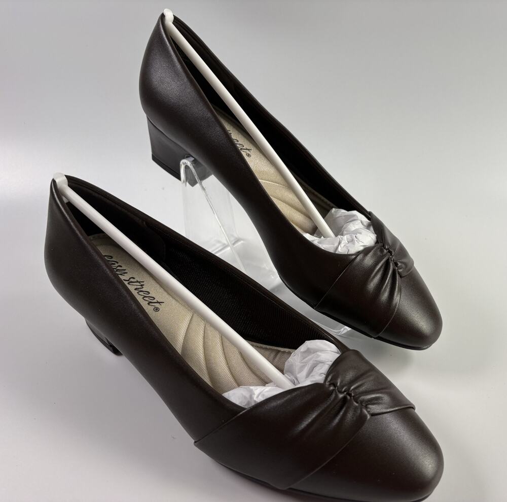 Easy Street Lyanna Brown Almond Toe Block Heel Pumps Women's Size 7.5 Wide